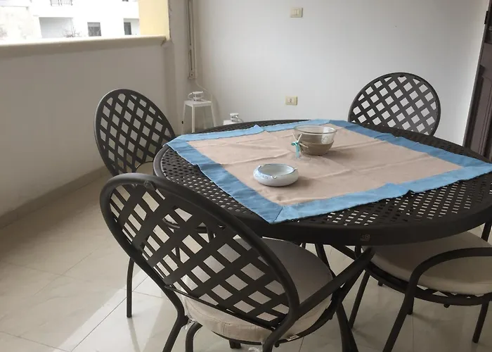 Appartamenti Affittacamere Villa Striari